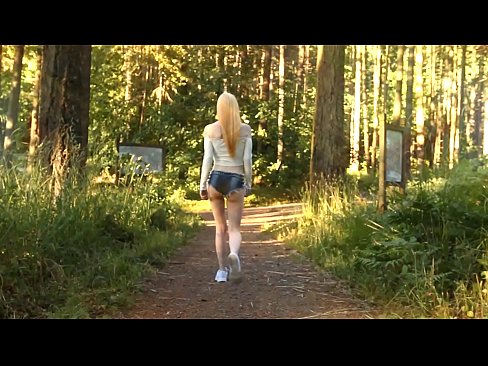 ❤️ Bela virino moviĝas malrapide, ne nuda video ❌ Faka video  ĉe eo.mailkassa.ru ❌❤