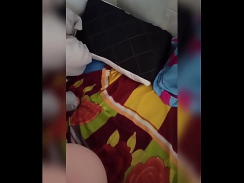 ❤️ Mia kunĉambro restas hejme sola ĉar ŝia edzo ferias kaj mi profitas por fiki ŝin kaj plenigi ŝian pugon per lakto. ❌ Faka video  ĉe eo.mailkassa.ru ❌❤