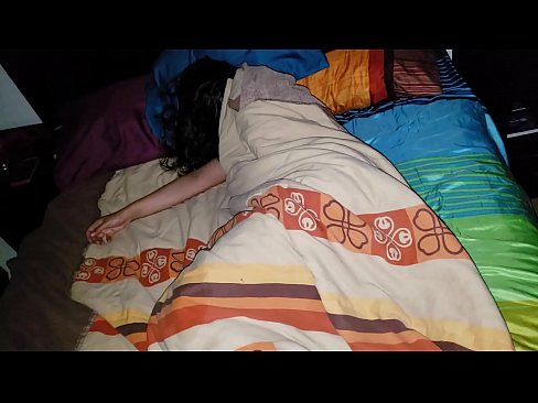 ❤️ Vicfilo kritikante sian junan duonpatrinon dum ŝi dormas. ❌ Faka video  ĉe eo.mailkassa.ru ❌❤